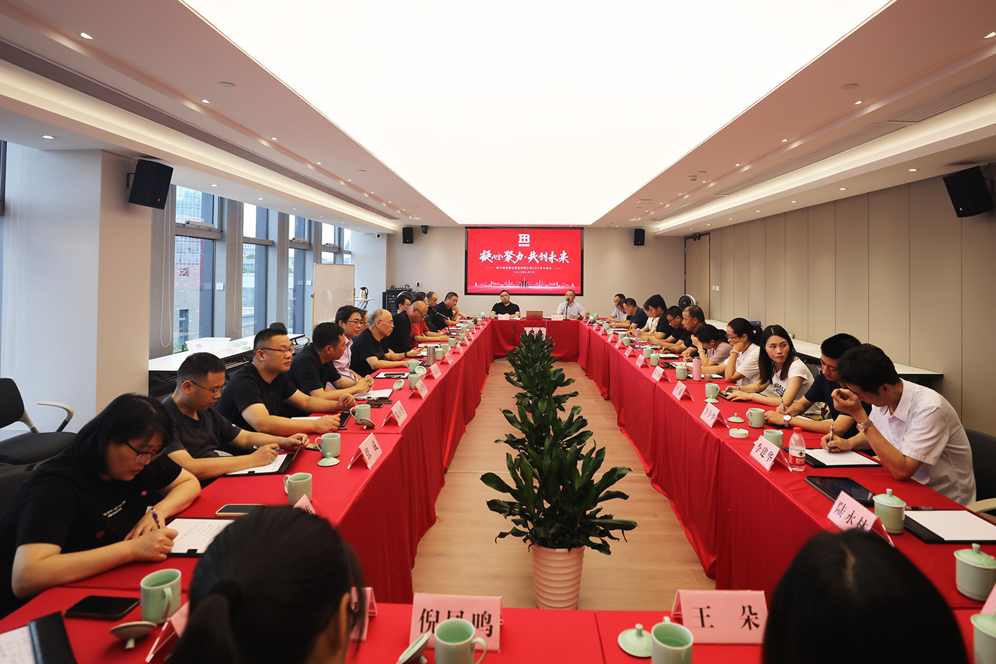 1692771725143688.jpg 2X6A5089.jpg